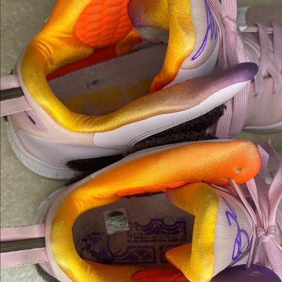 Nike Lebron 9 'Regal Pink' Sneakers in Pink and Velvet Brown (US 11.5) - Picture 7 of 9